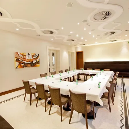 Roset Hotel & Residence-3