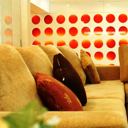 P2 Boutique-2