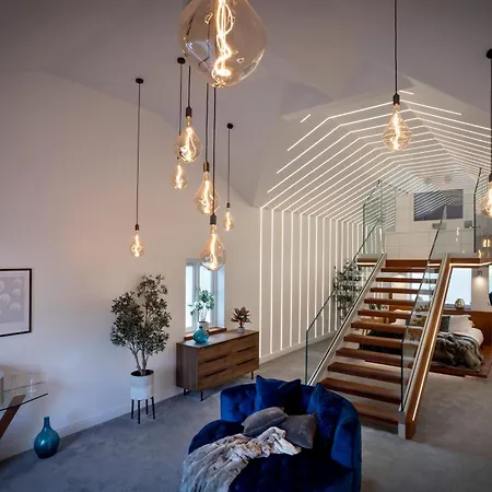 Aphrodites Group - Luxury Hot Tub Suites In Central Lake District!-2