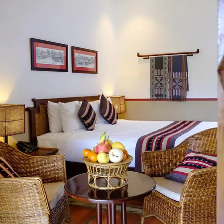 Riverside Boutique Resort, Vang Vieng-3