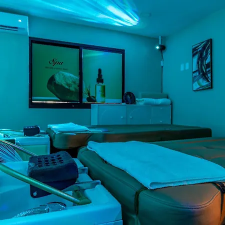 Serene Vegas Boutique Hotel Las Vegas-3