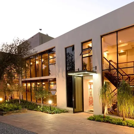 The Lakes Boutique Lodge-3