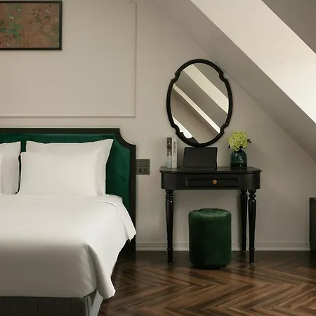 Elegant Boutique Hotel Ha Long-2