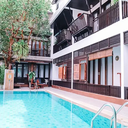 Baan Huenphen Boutique Hotel-2