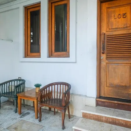Urbanview Omah Pari Boutique Hotel-3
