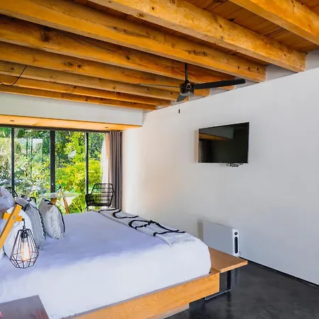 Casa Chichipicas Hotel Boutique-2