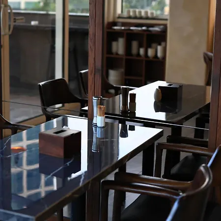 Hato Saigon Boutique Hotel & Rooftop-3