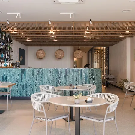Deep Blu Boutique Hotel-3
