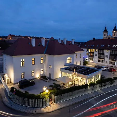 1552 Boutique Hotel-3