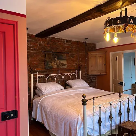 Moonfleet Boutique Hotel-3