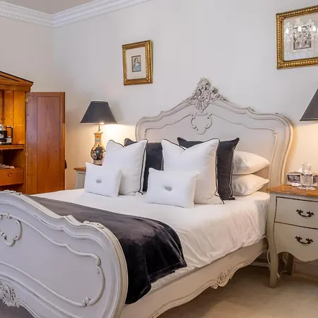 Grand Lux Boutique Manor-3
