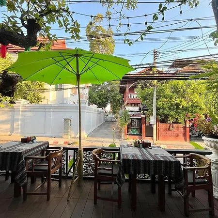 Baan Huenphen Boutique Hotel-2