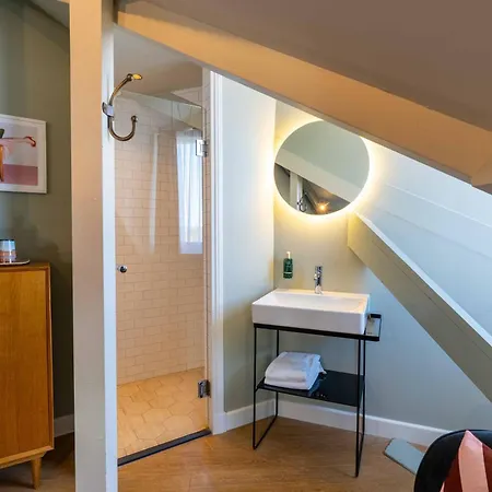 Finch Boutique Hotel, Downtown-2