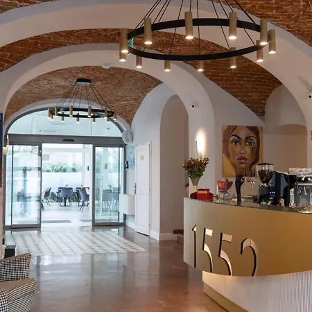 1552 Boutique Hotel-2