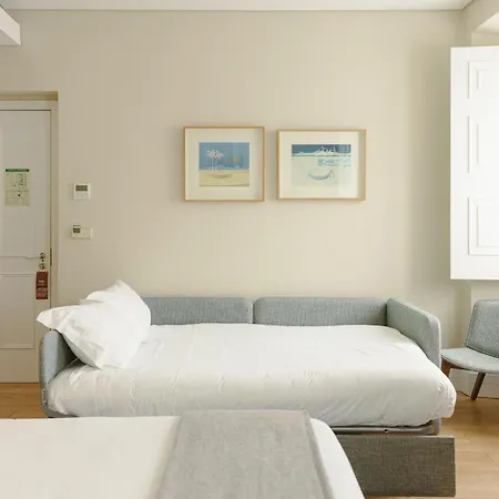 Nine Dots Azorean Art Boutique Hotel-3