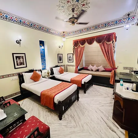 Umaid Mahal - A Heritage Style Boutique Hotel-3