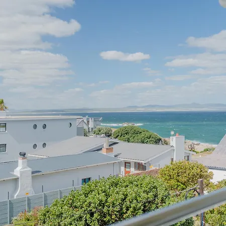 One Marine Drive Boutique Hotel & Spa By The Living Journey Collection-3