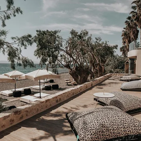 Sagredo Beachfront Retreat & Spa By E-Geo-3