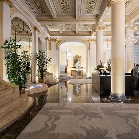 Grand Hotel Et Des Palmes-3