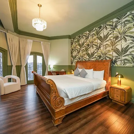 Niagara Grandview Boutique Hotel-3