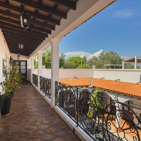 Iraola Hotel Boutique-2