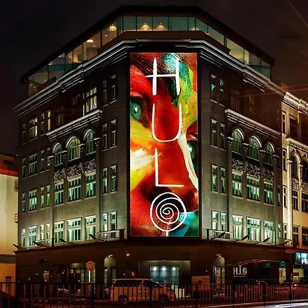 The Hulo Hotel & Gallery-3