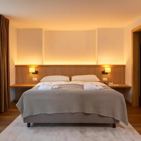 Art Boutique Hotel Monopol-3