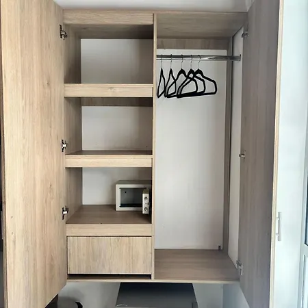 Hotel Boutique Laureles Medellin-2