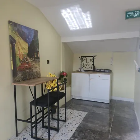 Zelle Airport Suites-2