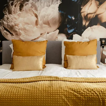 Boutique Hotel Charley'S-3