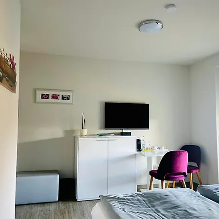 Das SinGold Hotel mit Highspeed WLAN und digitalem Schlüssel Email Adresse erforderlich-2