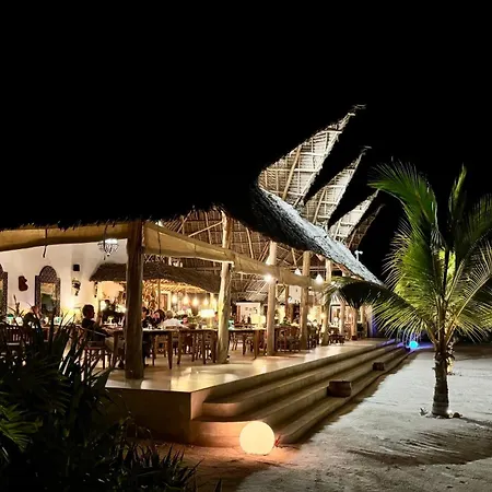 Infinity Beach Boutique Hotel & Spa-2