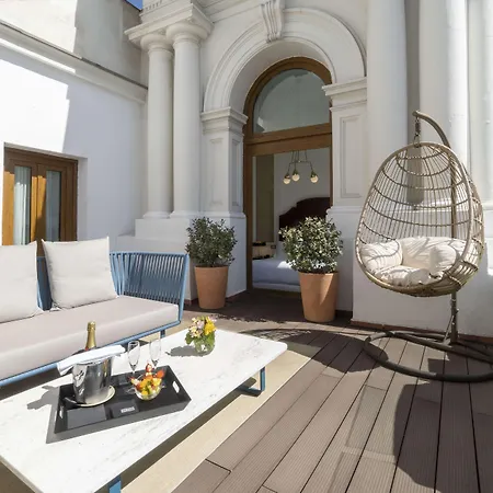 Boutique Hotel H10 Villa de la Reina-2