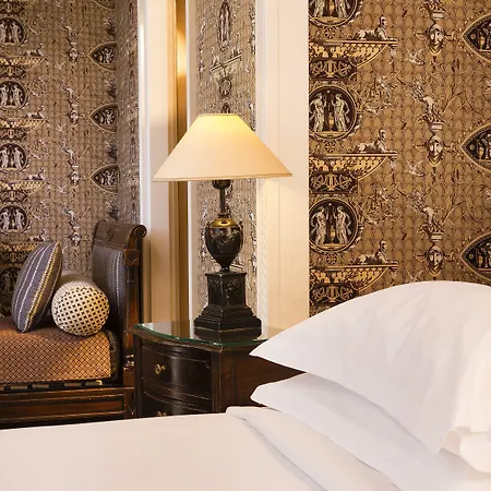 Hotel Des Grands Hommes-2