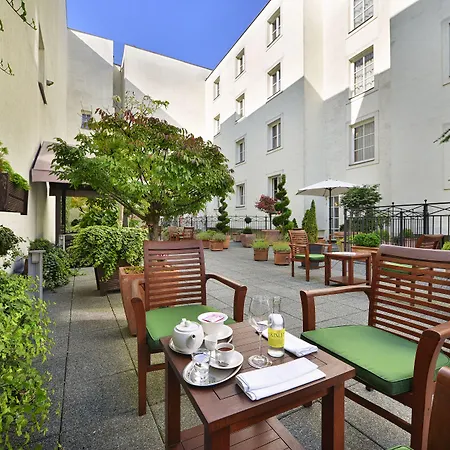 Marrol'S Boutique Hotel-3