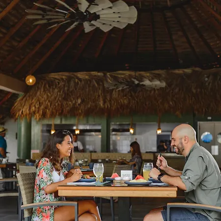 Bahia Del Sol Beach Front Boutique Hotel-3