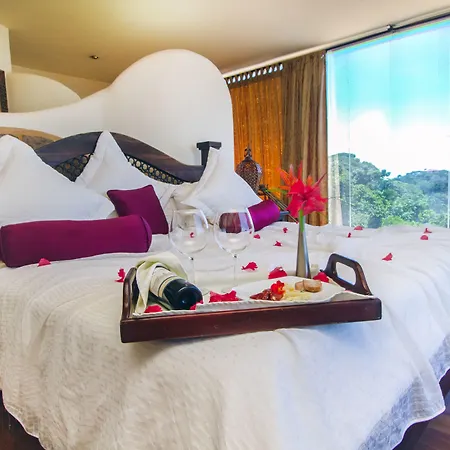 Issimo Suites Boutique Hotel & Spa (Adults Only)-2