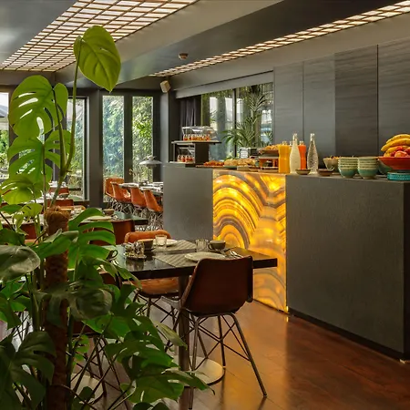 Hotel 55-3