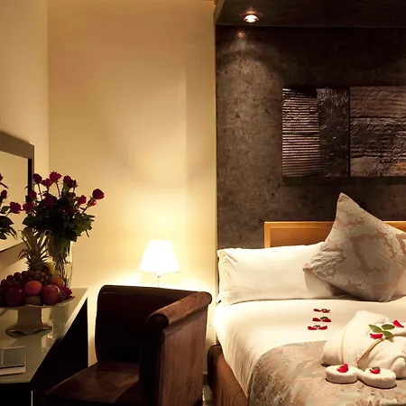 Dellarosa Boutique Hotel And Spa-2