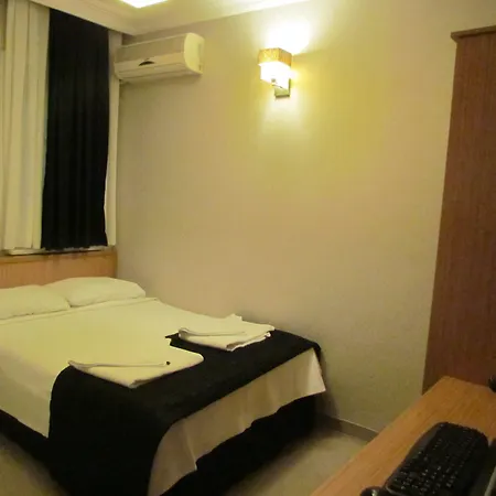 Agora Boutique Hotel & Bistro-3