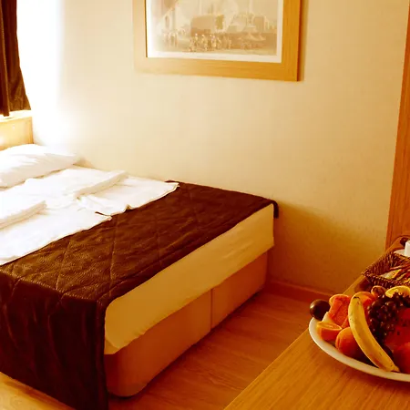Agora Boutique Hotel & Bistro-2