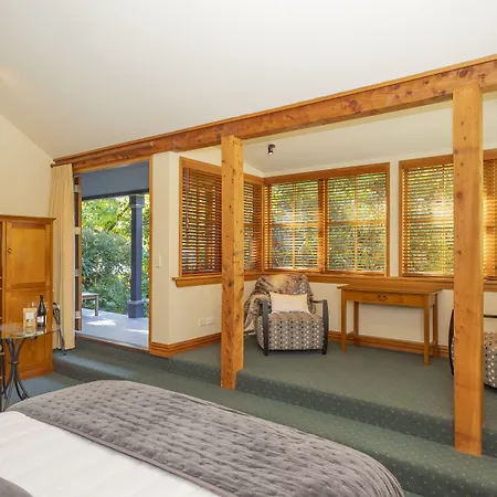 Arrowtown House Boutique Hotel-3