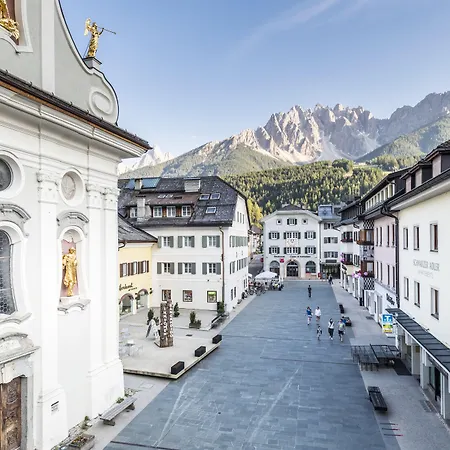Boutique & Gourmet Hotel Orso Grigio - Grauer Baer-2