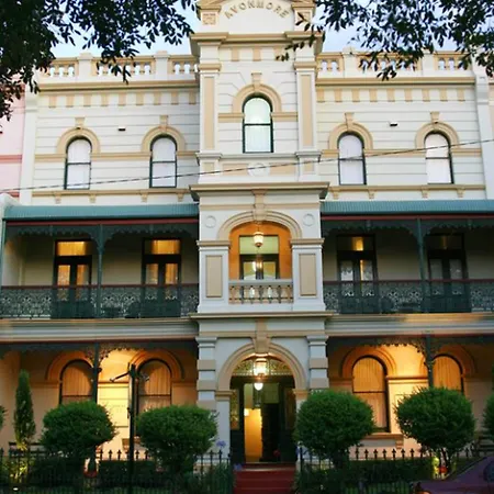 Avonmore On The Park Boutique Hotel-3