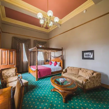 Denison Boutique Hotel-3