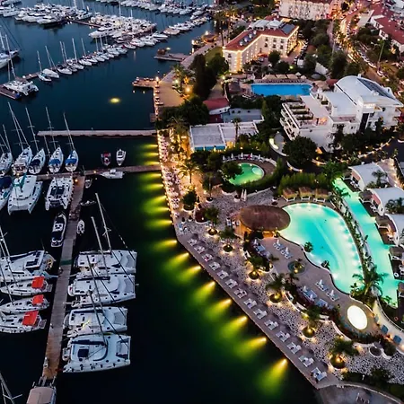 Yacht Classic Hotel - Boutique Class-2