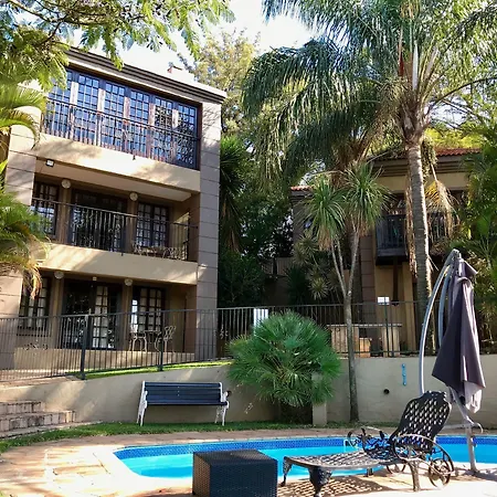Waterfalls Boutique Hotel-3