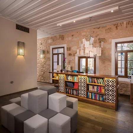 Ambassadors Residence Boutique Hotel-3