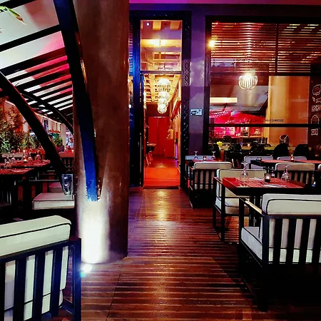 Fashion Hotel-2