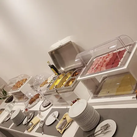 Executive Inn Boutique Hotel-3